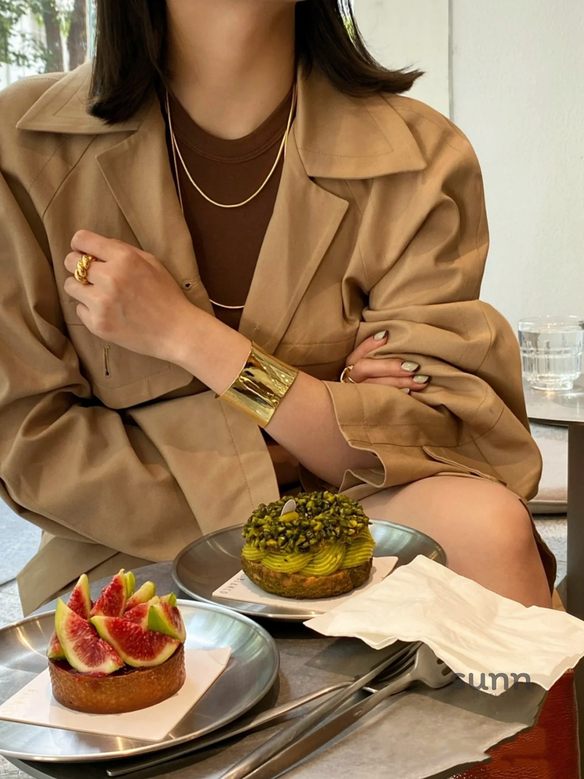 Charvi Glossy Arm Cuff [PVVH2WFK]