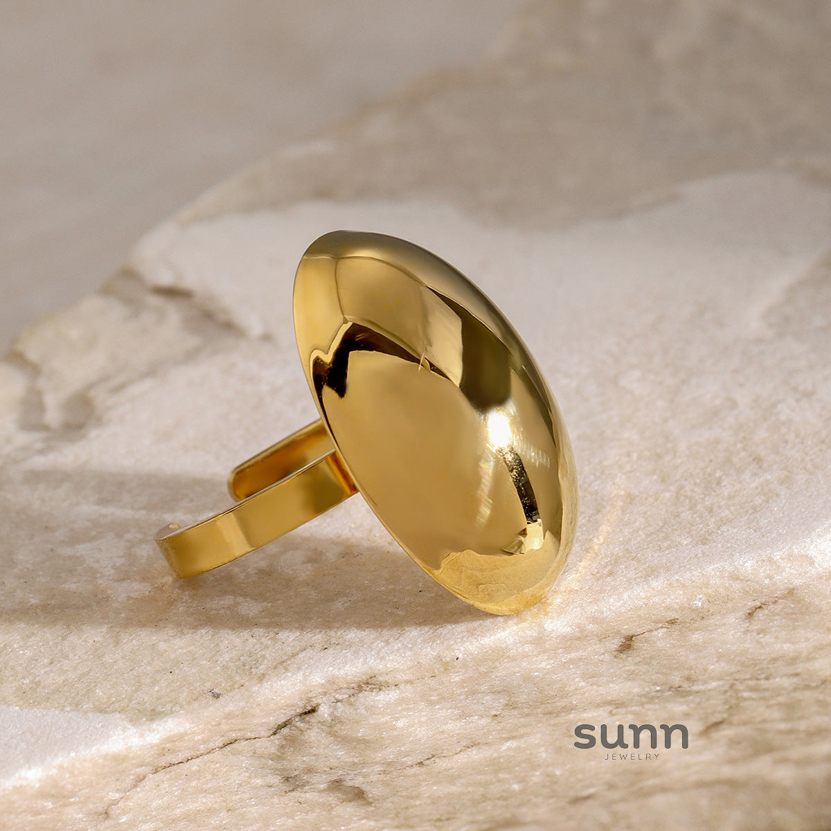 Chasity Gold Oval Ring [R3D0A94C]