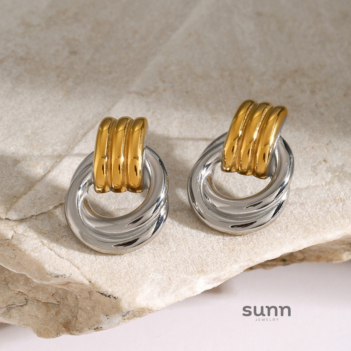 Chassidy Luxe Hoop Earrings [H8I1Z1AH]