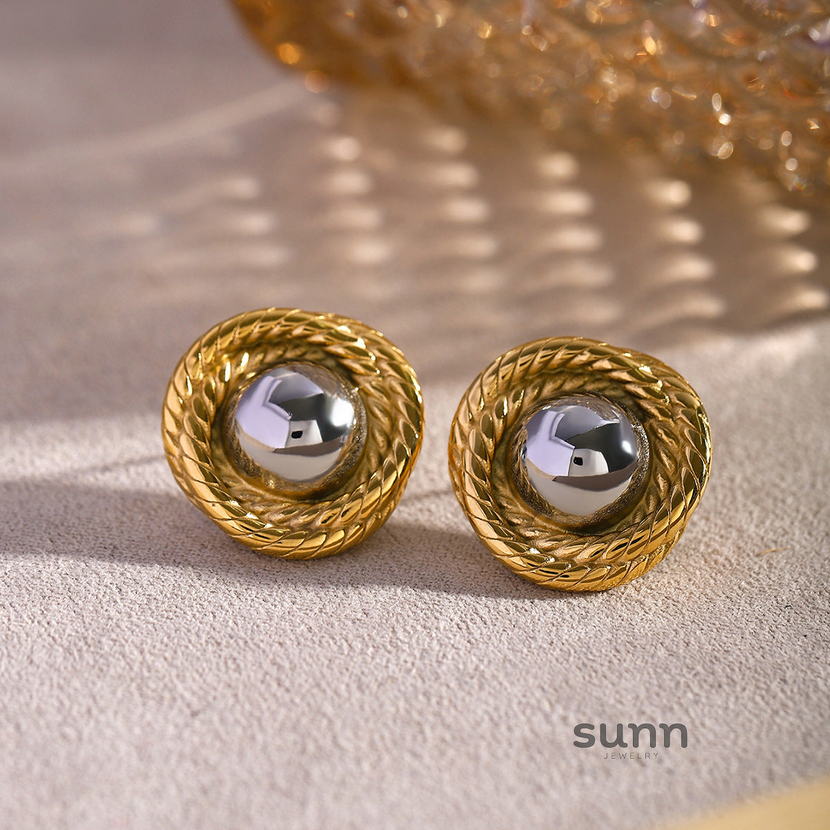 Chassidy Luxe Hoop Earrings [8W2TAWV4]