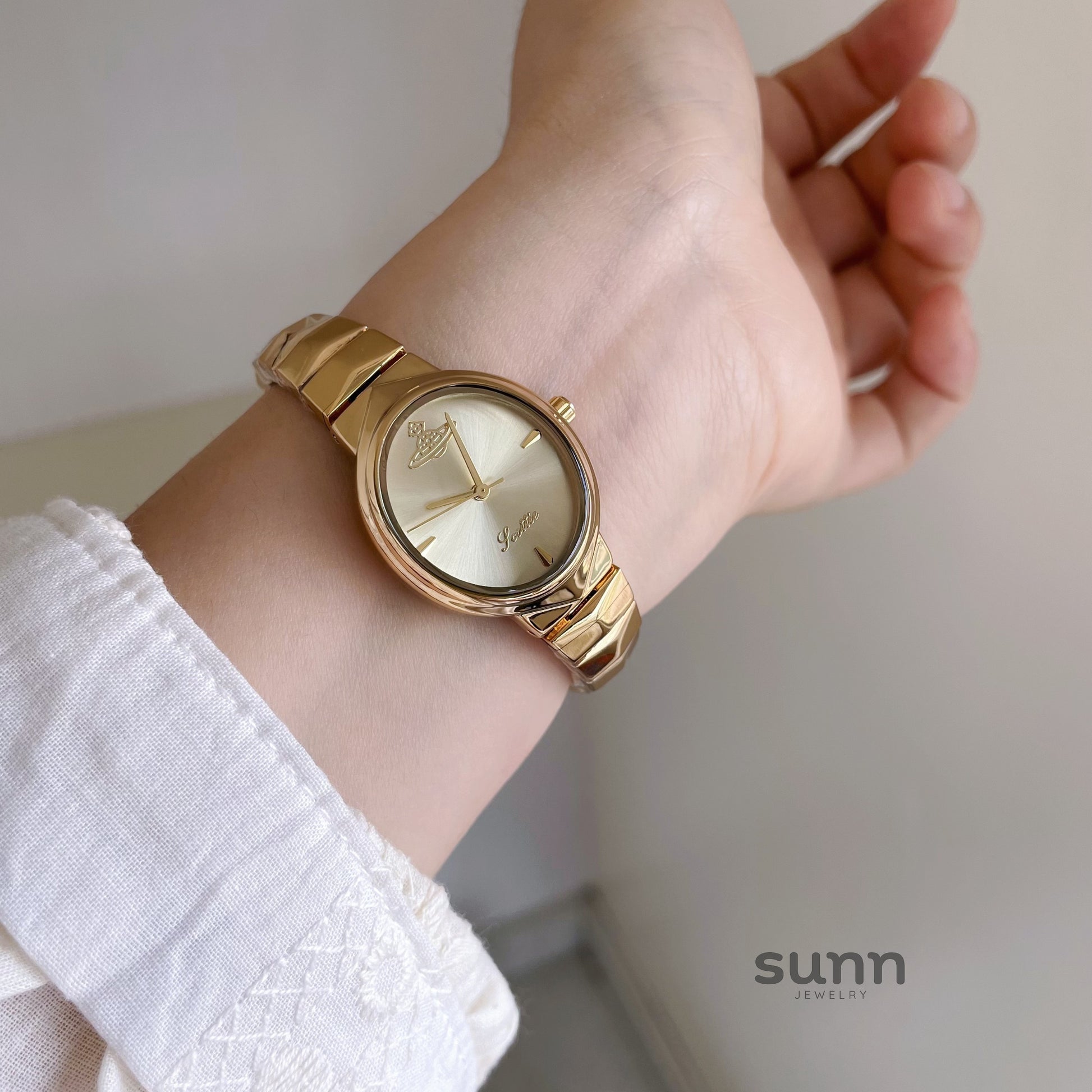Chassidy Saturn Oval Watch [KGY53XEJ]