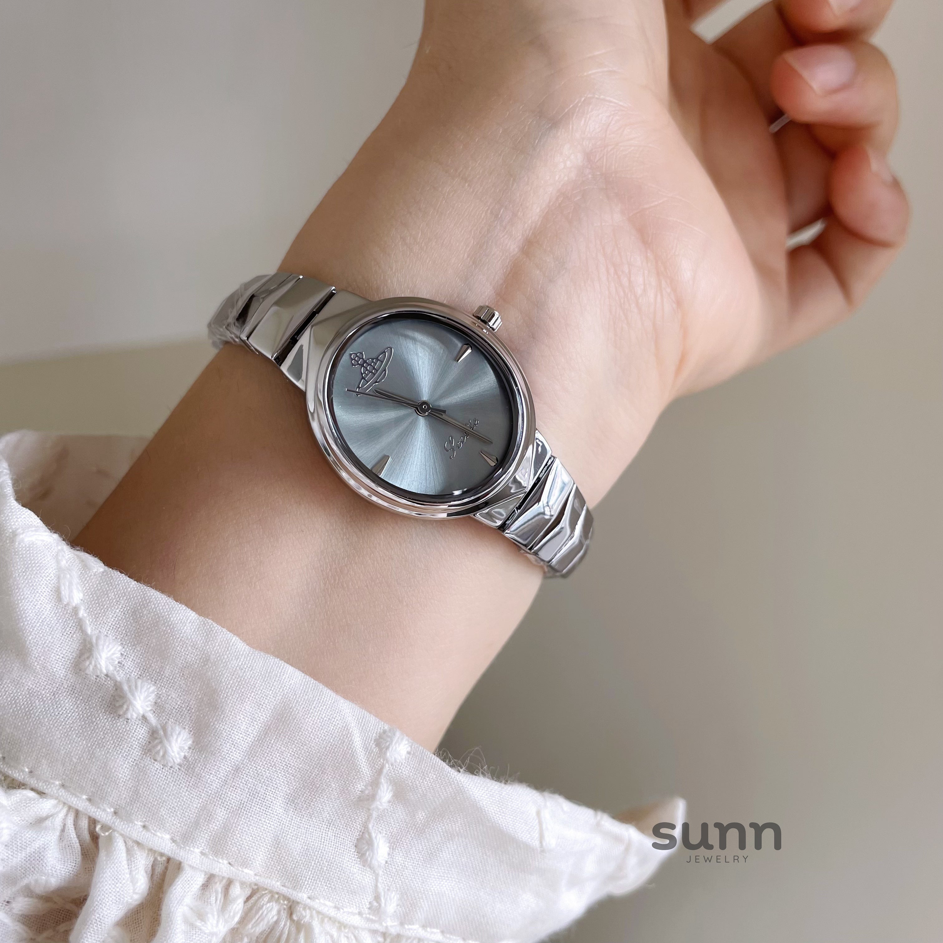 Chassidy Saturn Oval Watch [SK1XNJBM]
