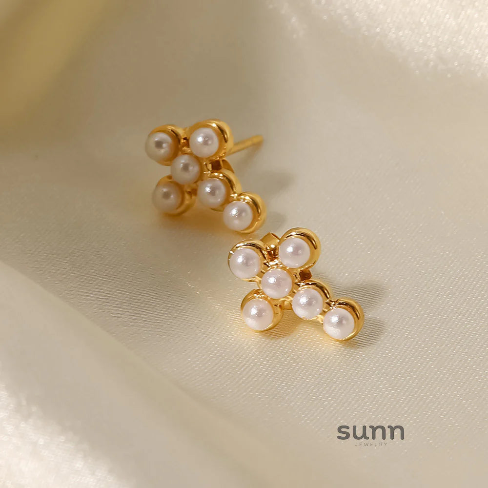 Chava Crystal Pearl Stud Earrings