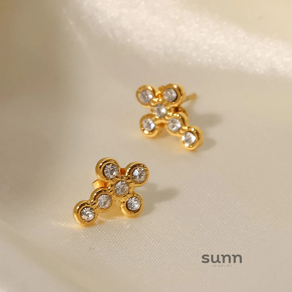 Chava Crystal Pearl Stud Earrings