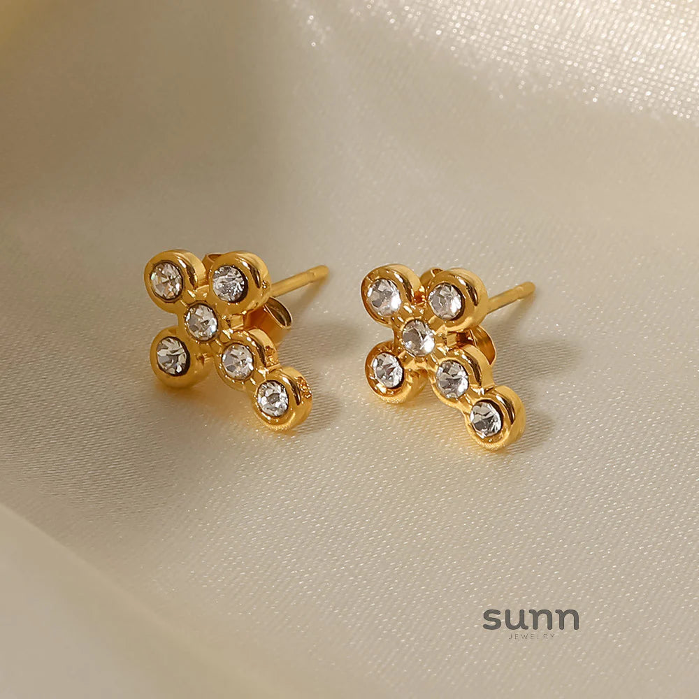 Chava Crystal Pearl Stud Earrings