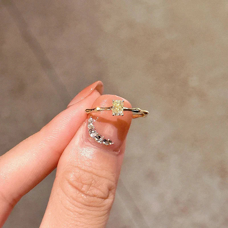 Chavy Bamboo Zircon Ring