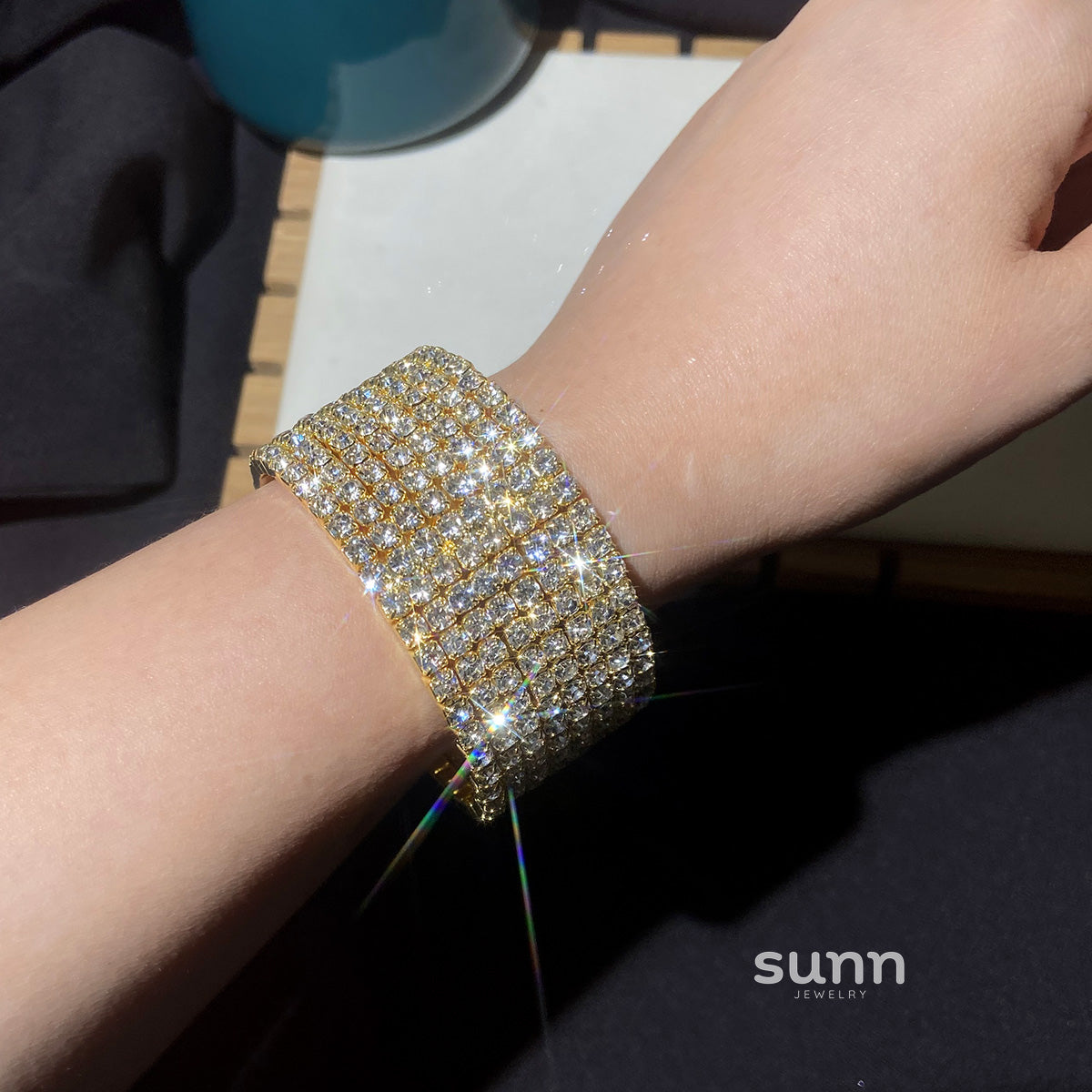 Chaya Dazzling Crystal Jewelry Set [LHDTSAI0]