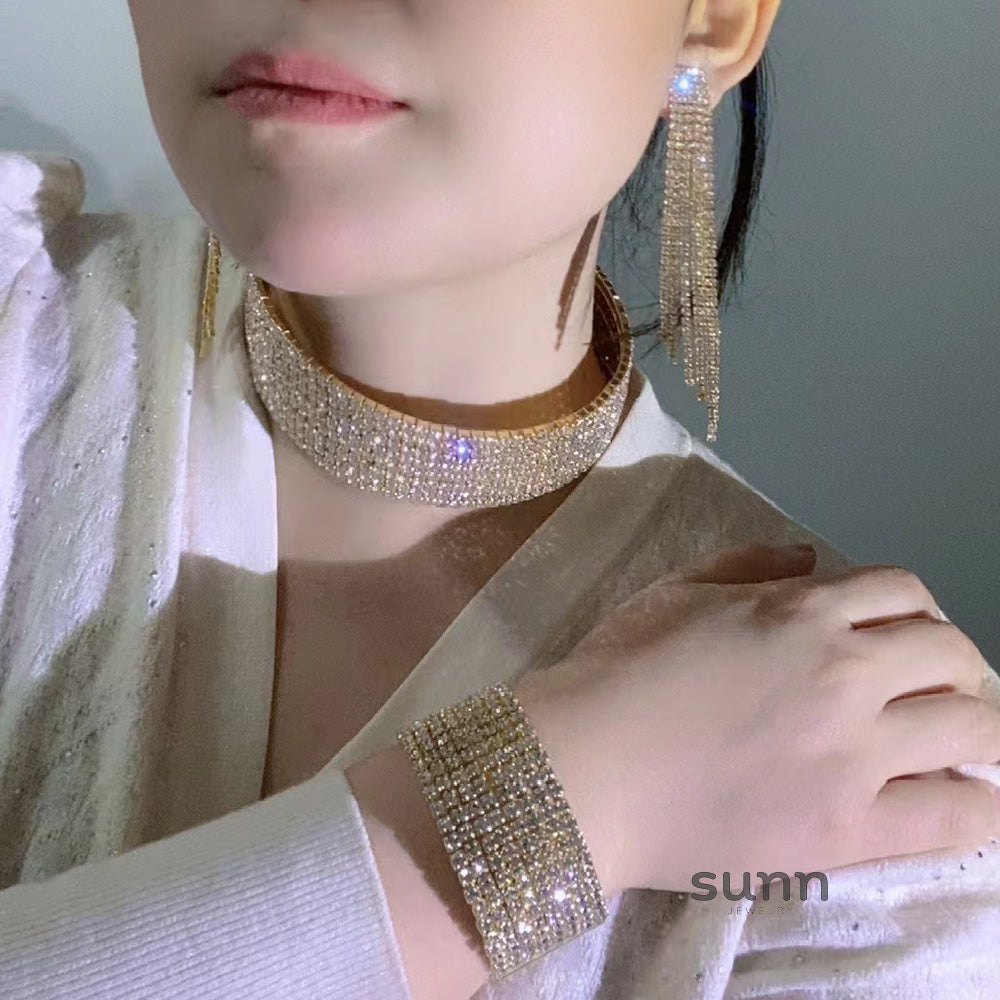 Chaya Dazzling Crystal Jewelry Set [AP6BC8DZ]