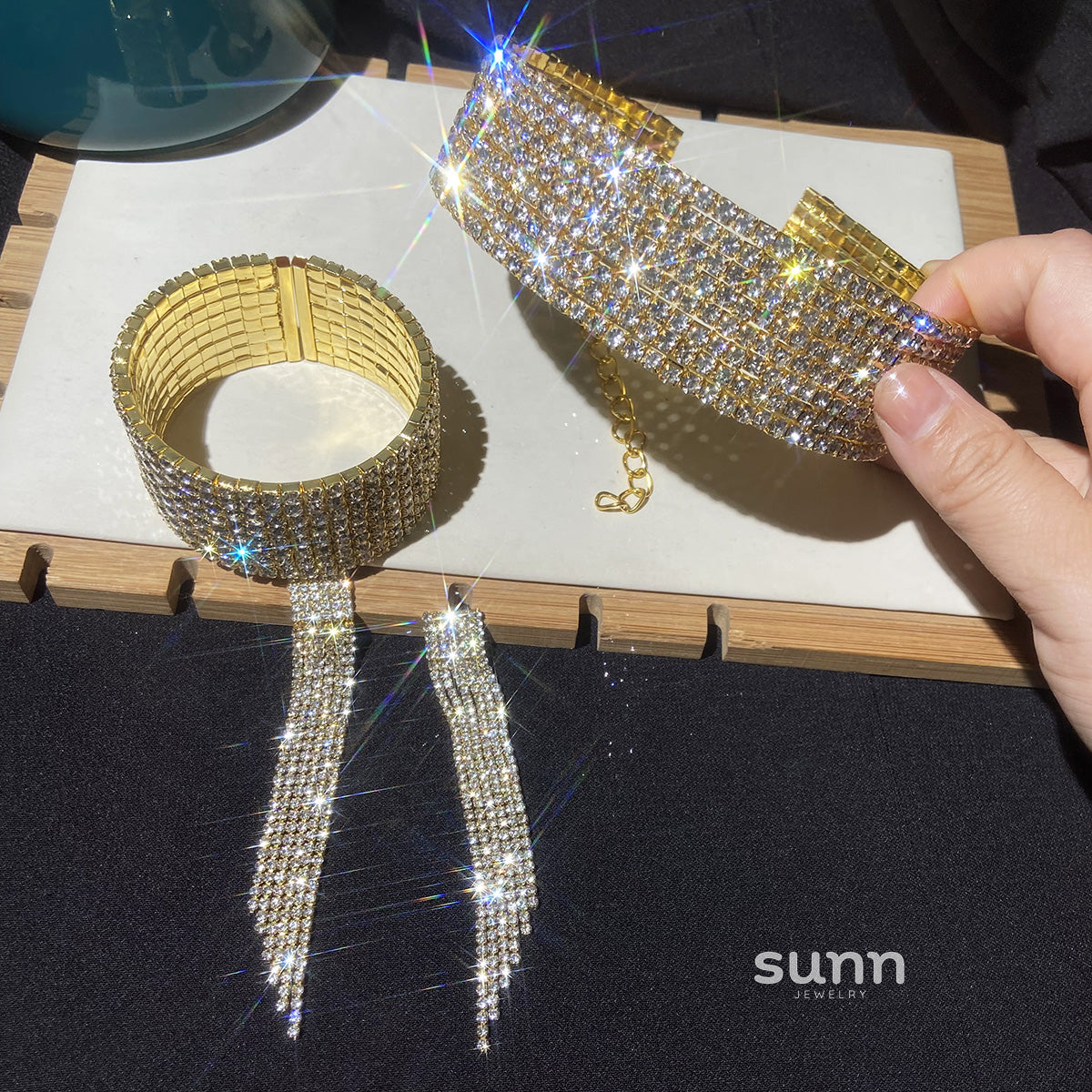 Chaya Dazzling Crystal Jewelry Set [SFFI2G4I]
