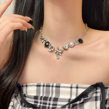 Cherokee Button Choker Necklace [ALA8DIVZ]
