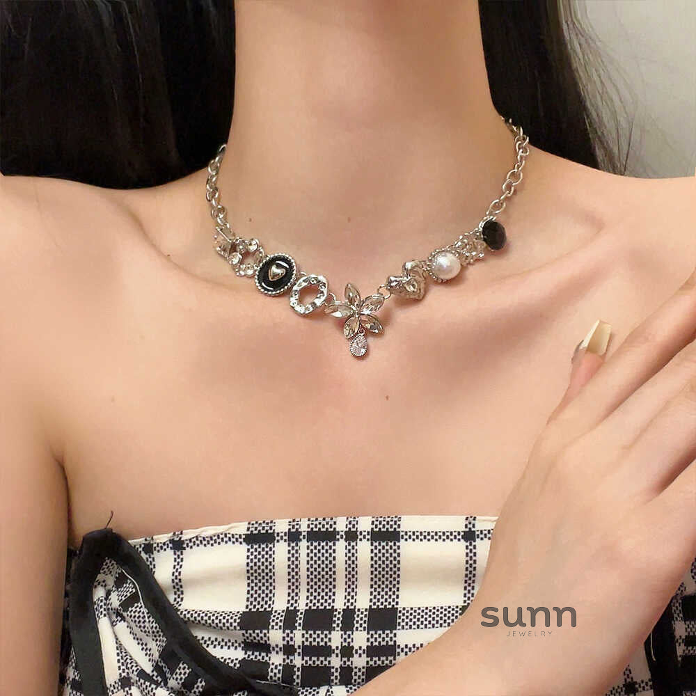 Cherokee Button Choker Necklace [XBHUMI9O]