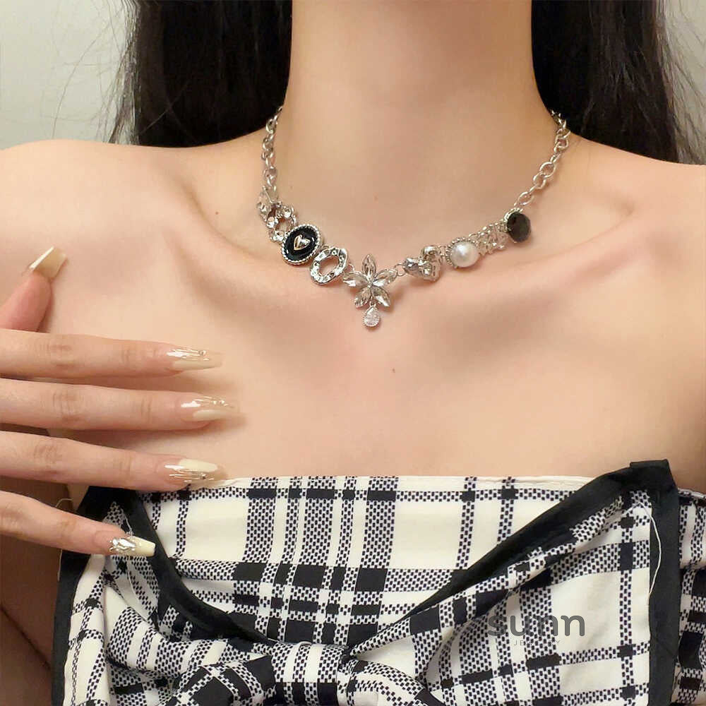 Cherokee Button Choker Necklace [HWDHXF78]