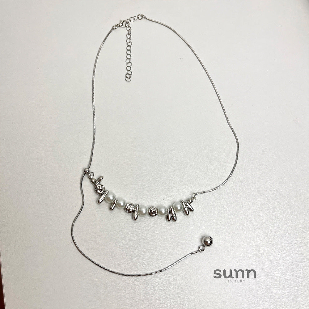 Cheyenne Irregular Pearl Necklace [VFNUU15U]