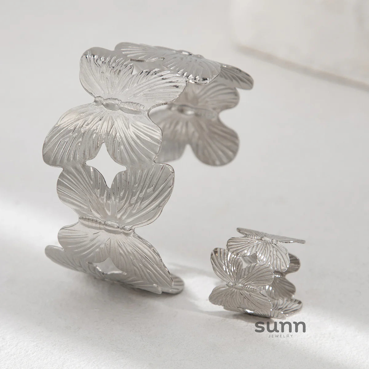 Chiamaka Bloom Ring Bracelet Set