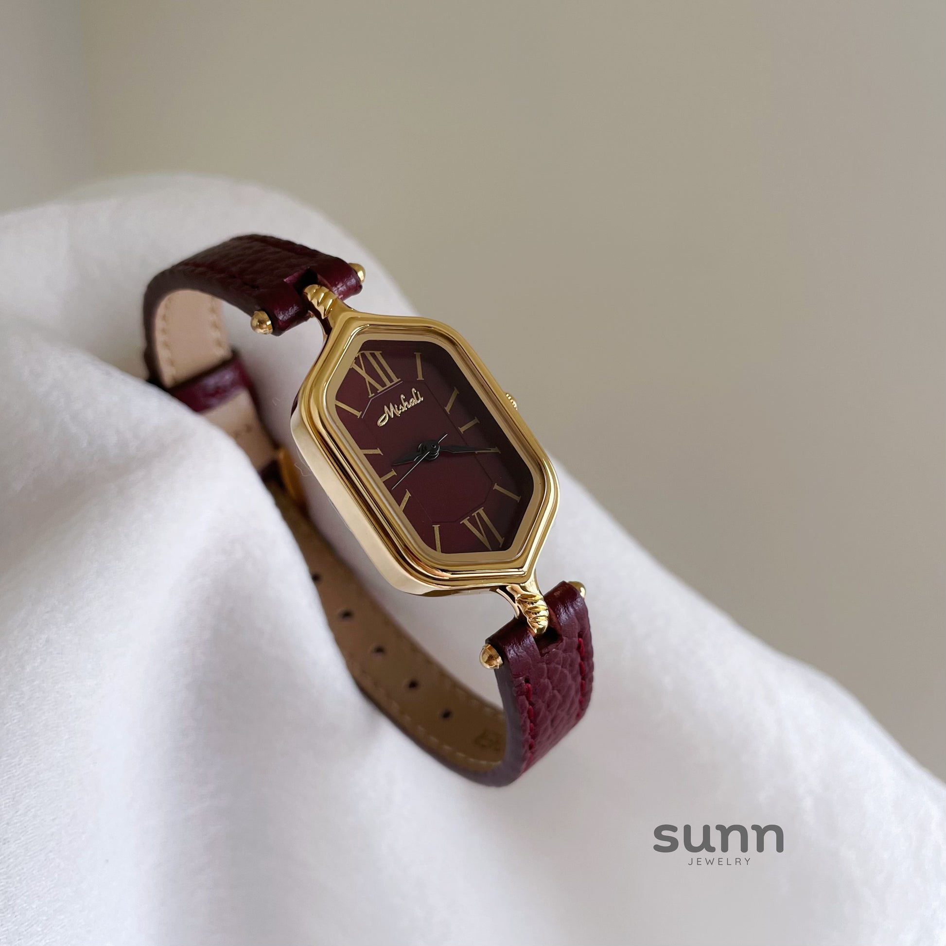 Chidera Vintage Leather Watch [M78M6IRS]