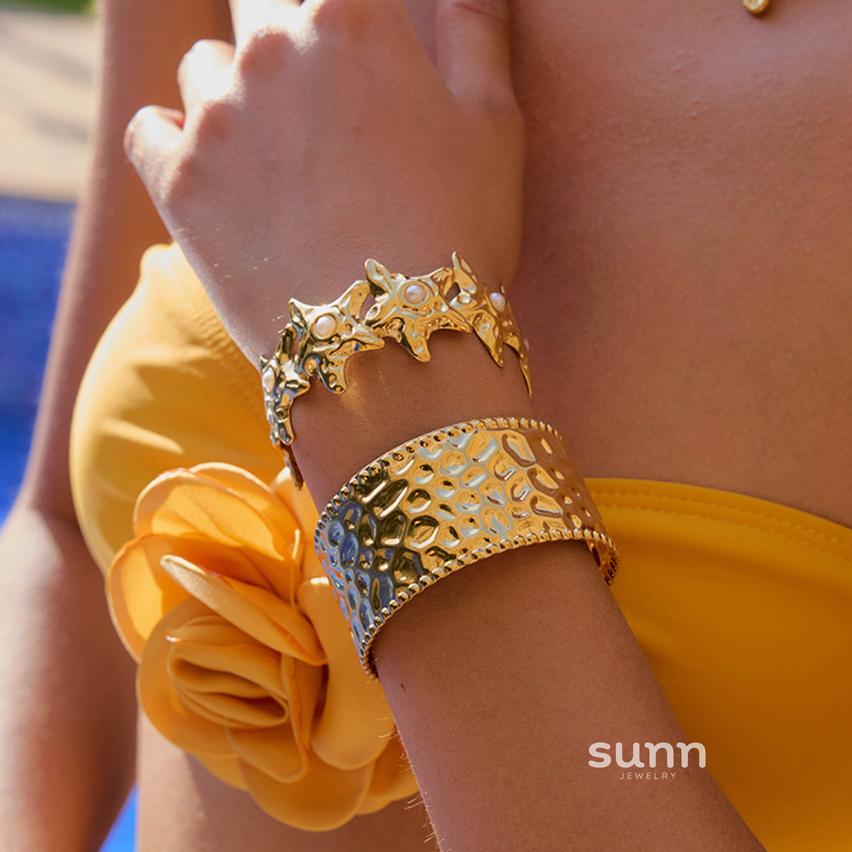 Chizaram Layered Gold Bracelet Set [8GSFLAVO]