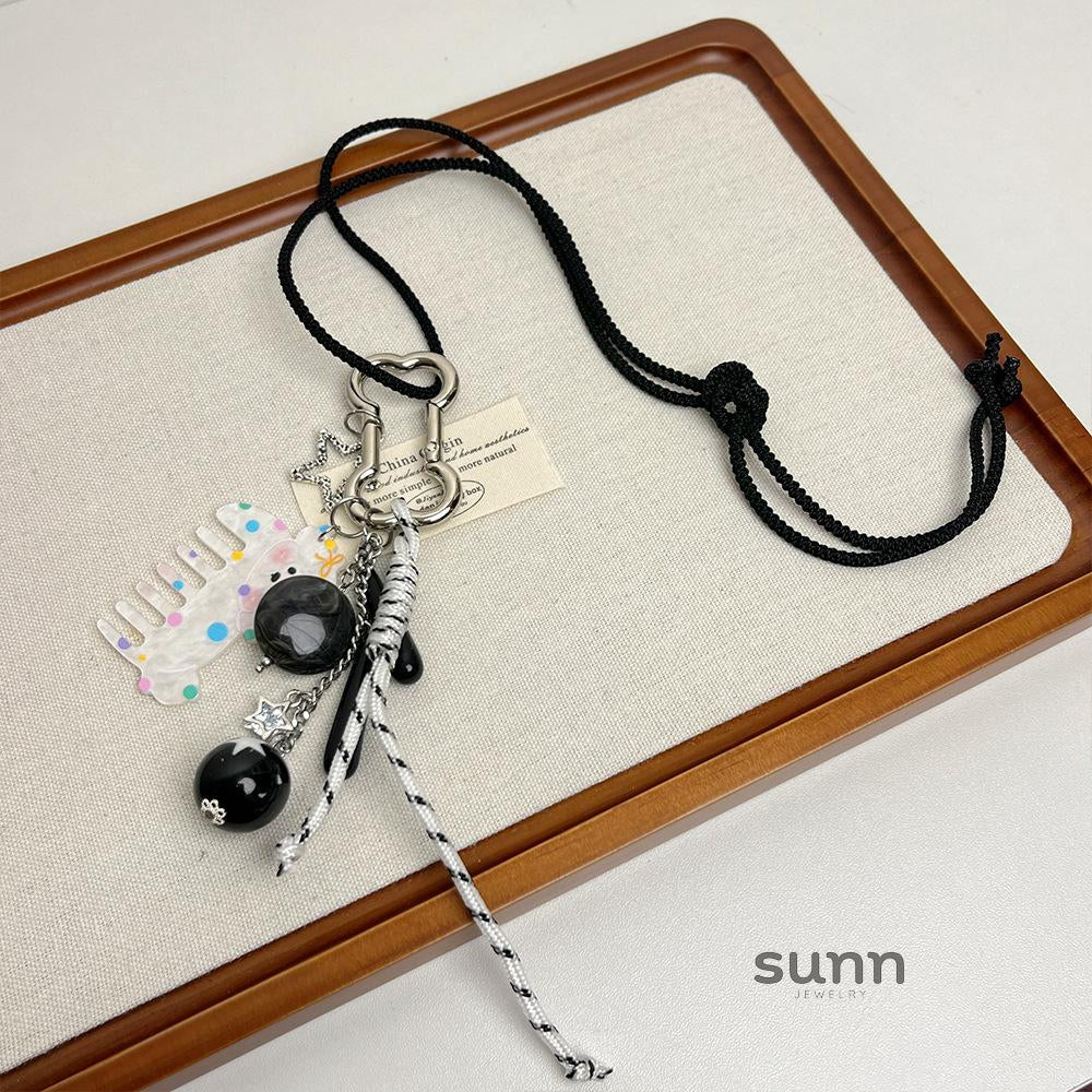 Chloey Animal Pendant Necklace [4AV45QKA]