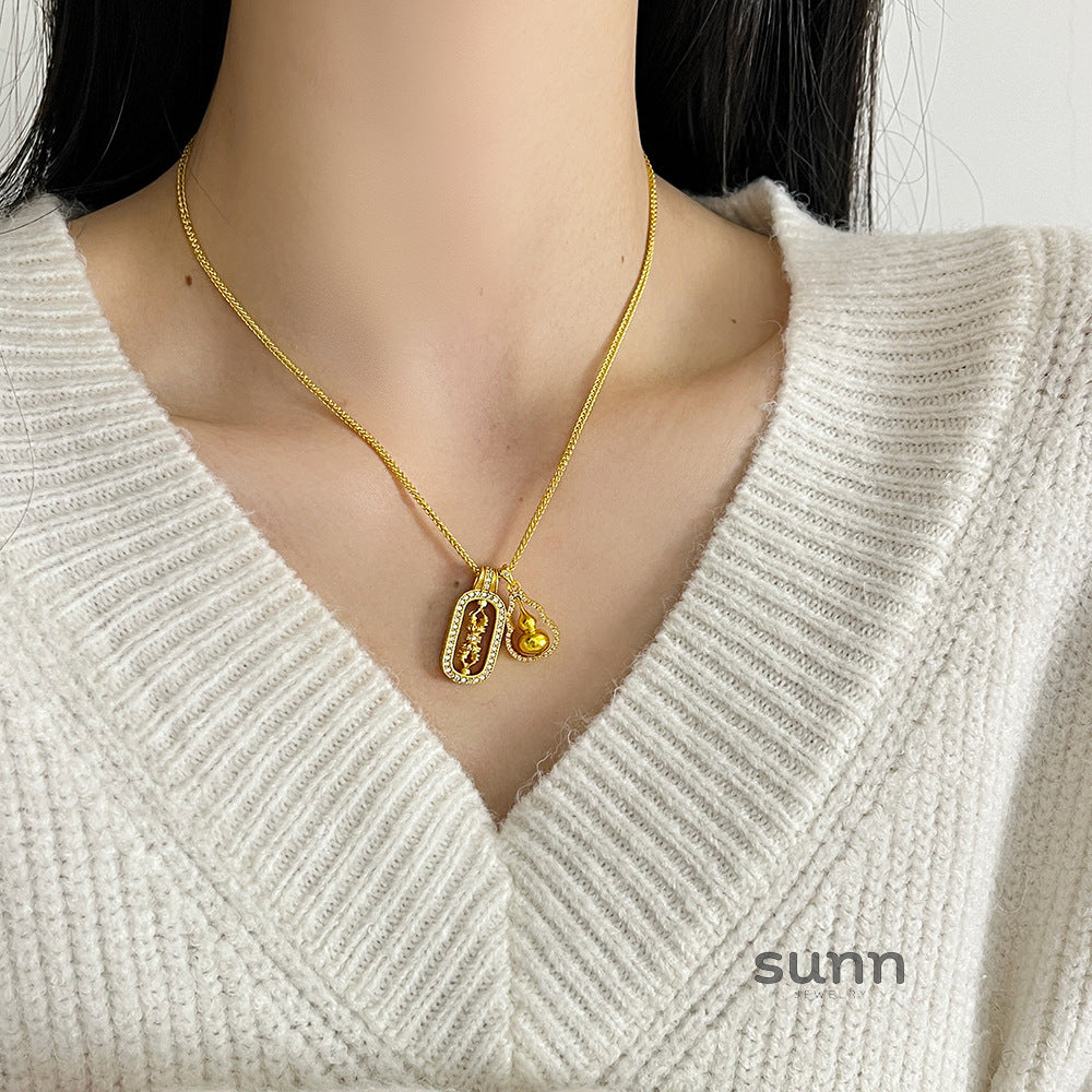 Chloey Fortune Charm Necklace [GAWPXFTD]