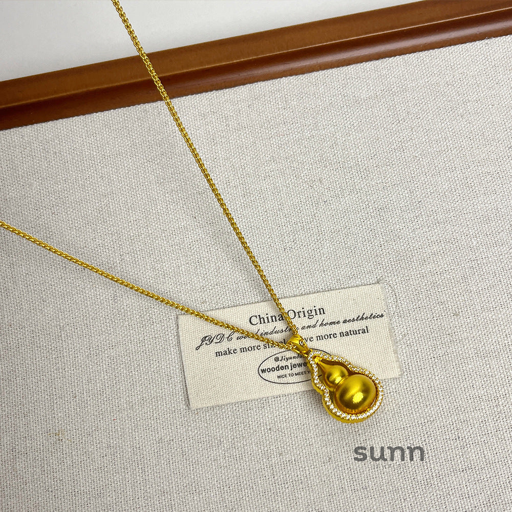 Chloey Fortune Charm Necklace [ZACHR8HI]