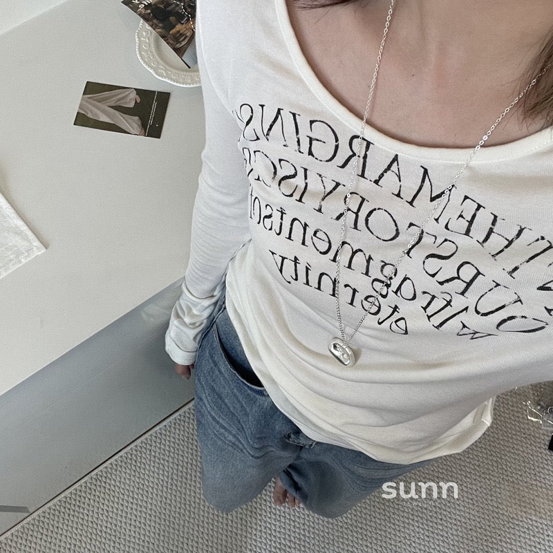 Chloie Sculptural Pendant Necklace [7QMGS02K]