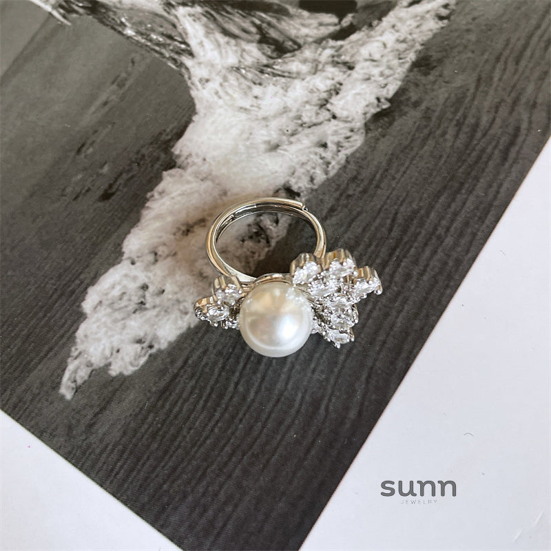 Chrisette Pearl Blossom Ring [69SD7YJU]