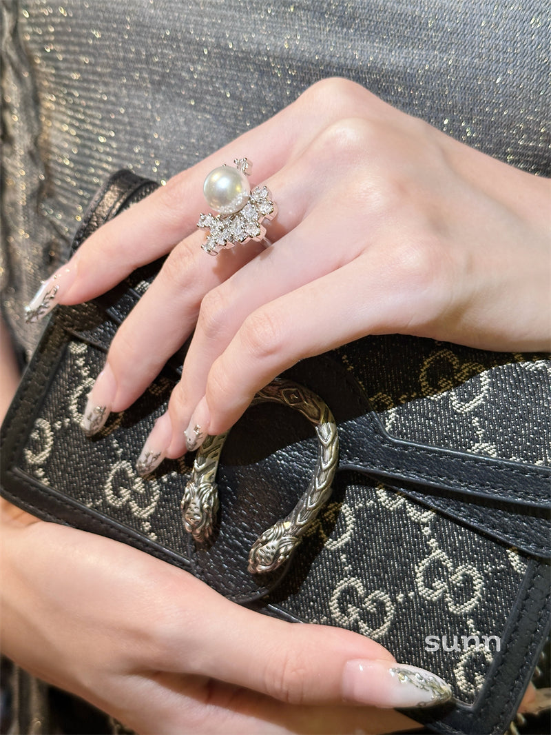 Chrisette Pearl Blossom Ring [J6VED4B5]
