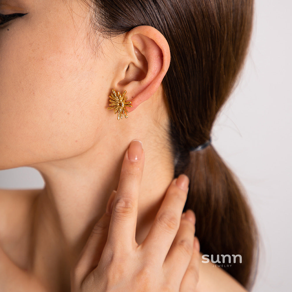 Christal Asymmetrical Bloom Earrings [TN9KEYII]