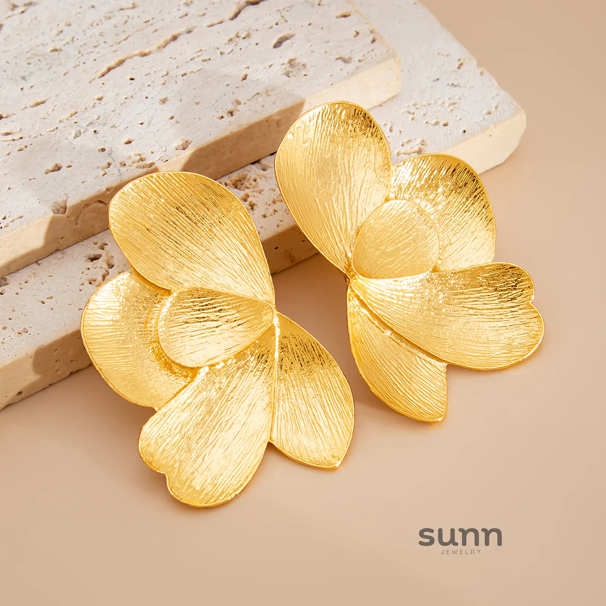 Christianna Linear Petal Studs