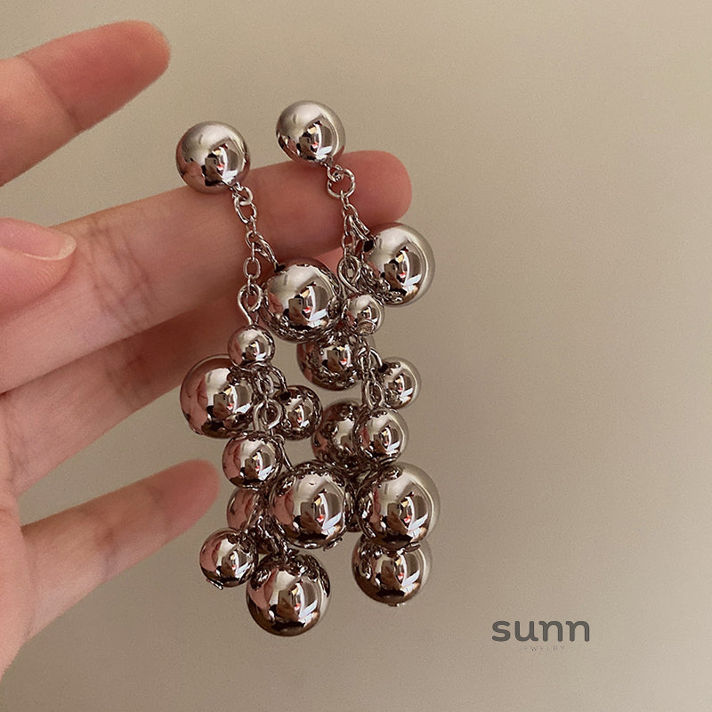 Ciana Sculptural Silver Earrings [0BDBXSOS]