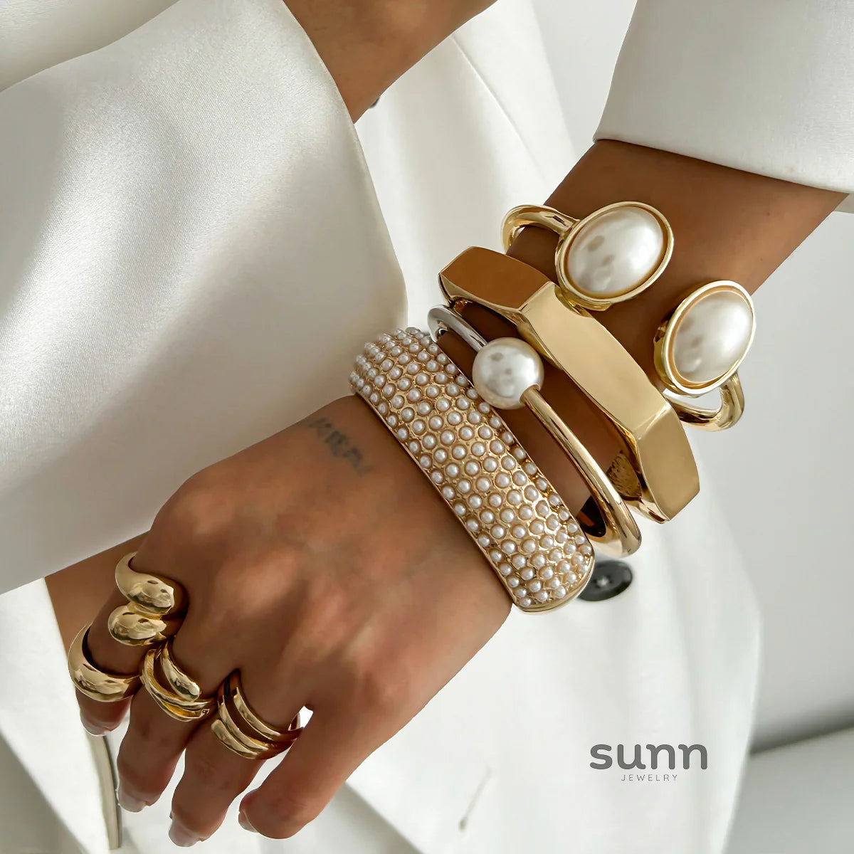 Citlaly Elegant Pearl Bangle
