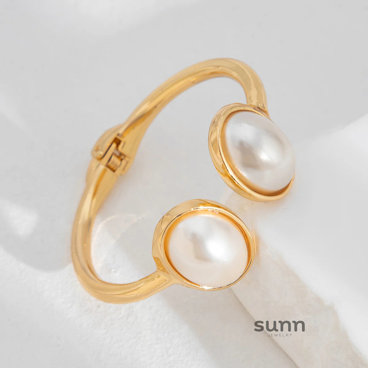 Citlaly Elegant Pearl Bangle