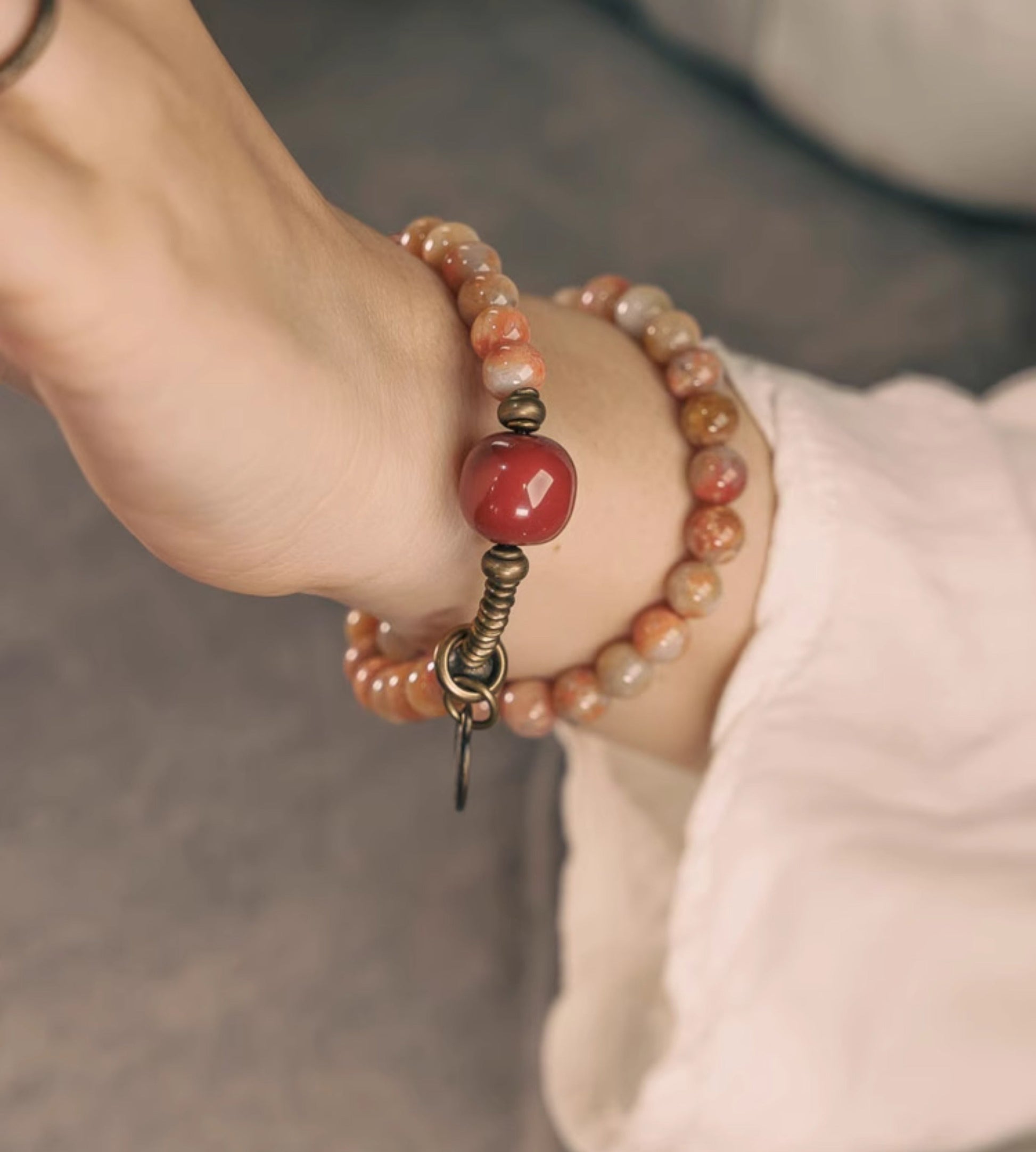 Claire Double-Wrap Coral Bracelet [52MMLMH5]