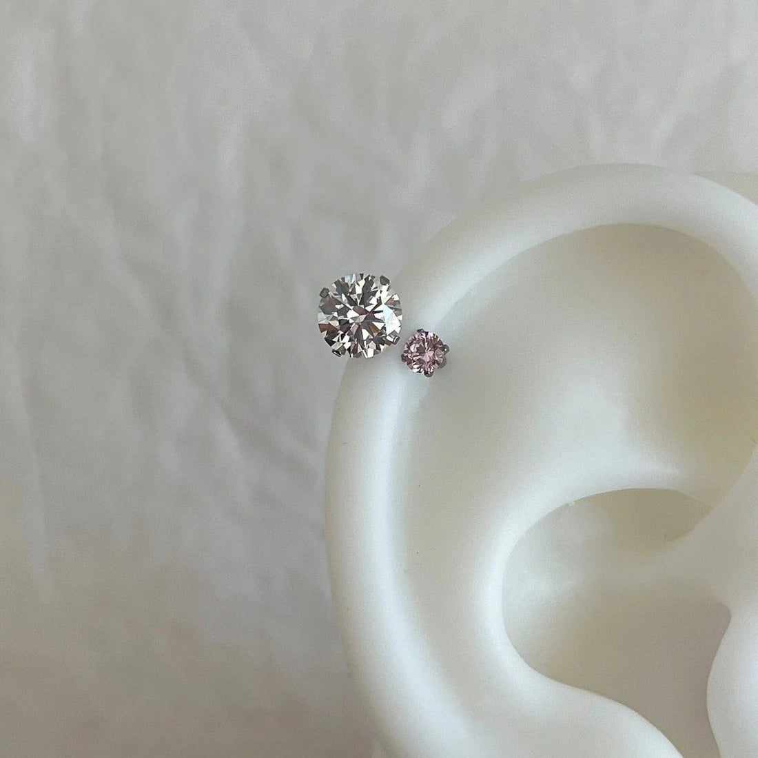 Clara Macaron Horseshoe Studs