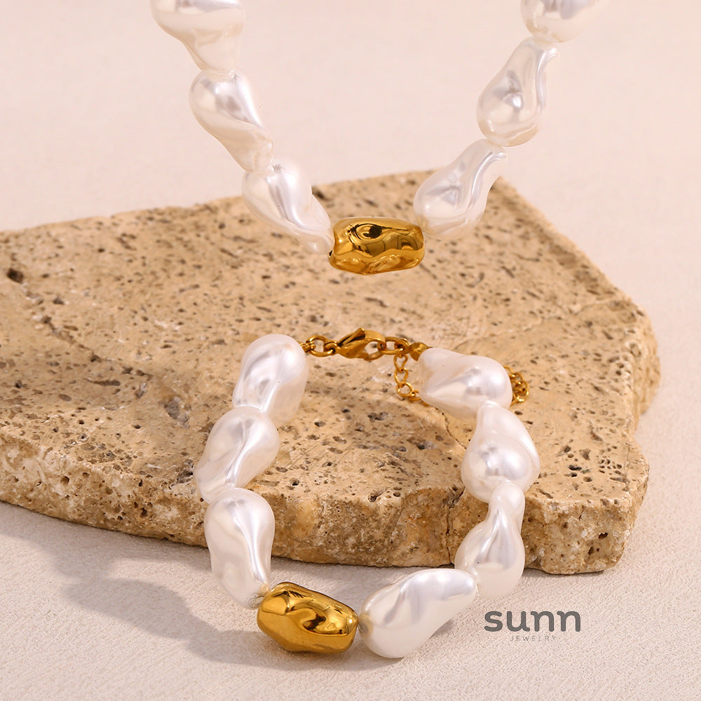 Clarity Baroque Pearl Set [Q6U30BWU]