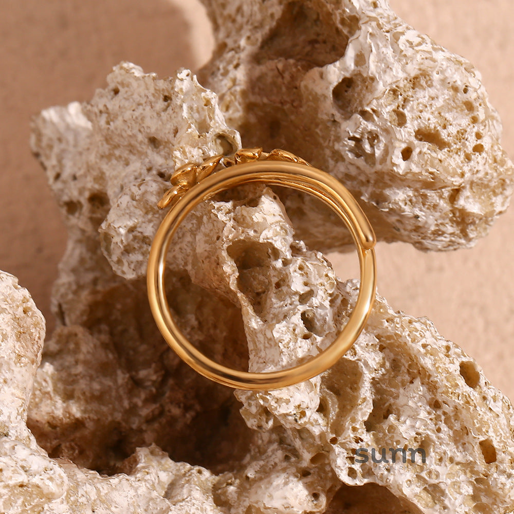 Clarity Golden Bloom Ring [V2167U5C]