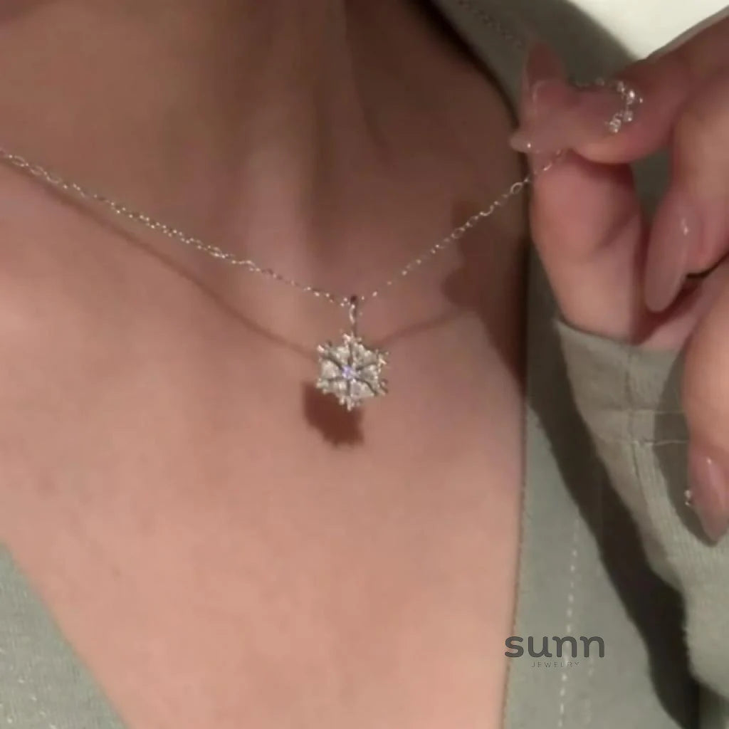 Clarity Sparkling Snowflake Necklace