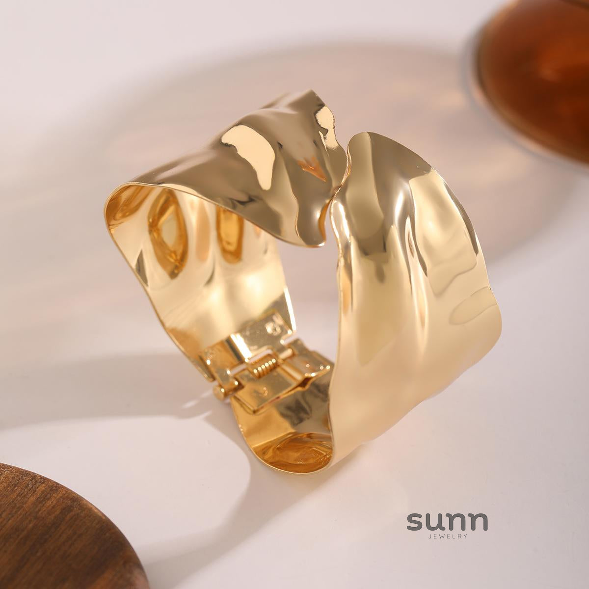 Claudia Geometric Cuff Bracelets [I6H3MSXU]