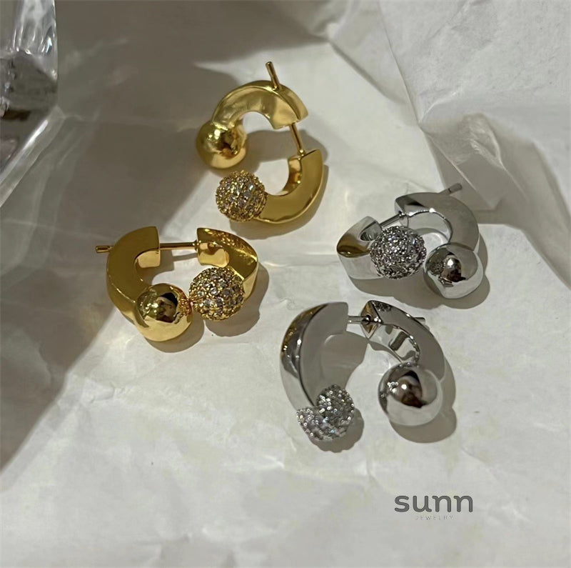Claudia Zircon Sculpted Earrings [0US6J3M1]