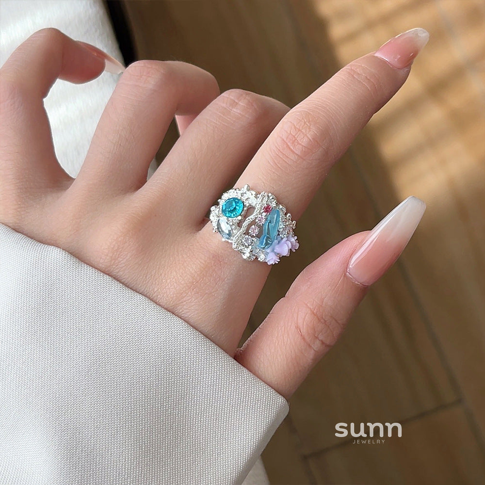 Cleo Gradient Bow Ring [1TRM76V1]