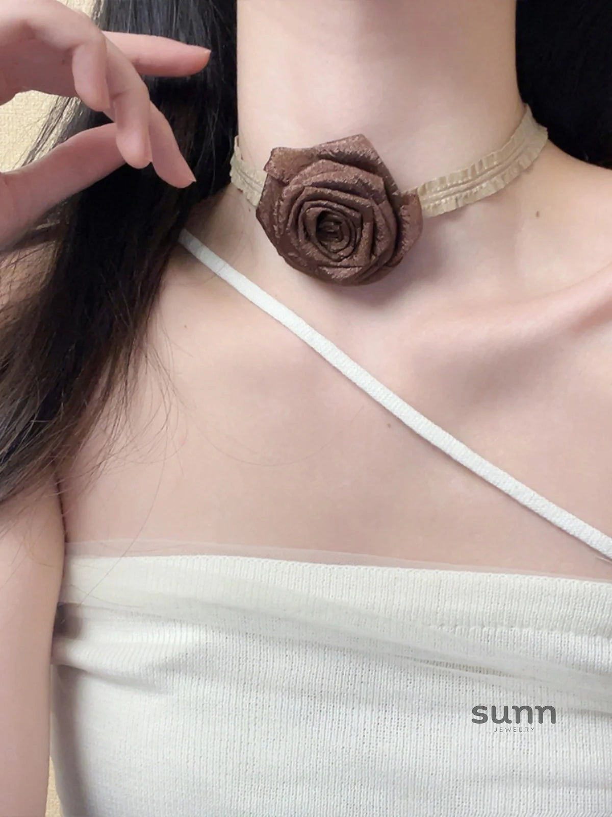 Coco Rose Ribbon Choker