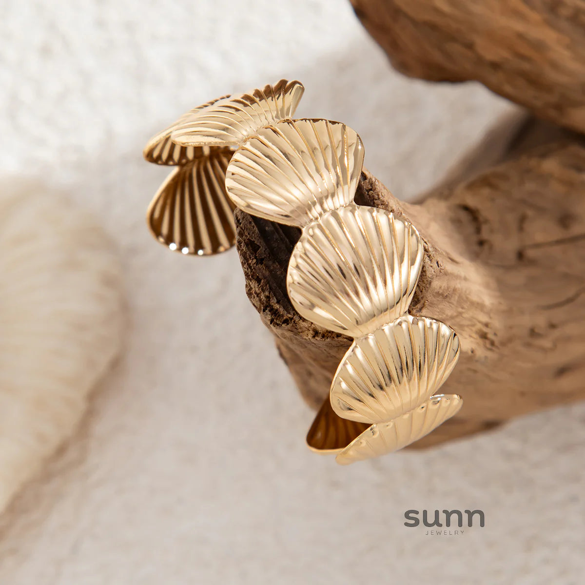 Coco Seashell Cuff Bracelet