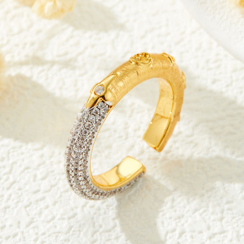Collette Two-Tone Brushed Ring [2FO8GPVD]