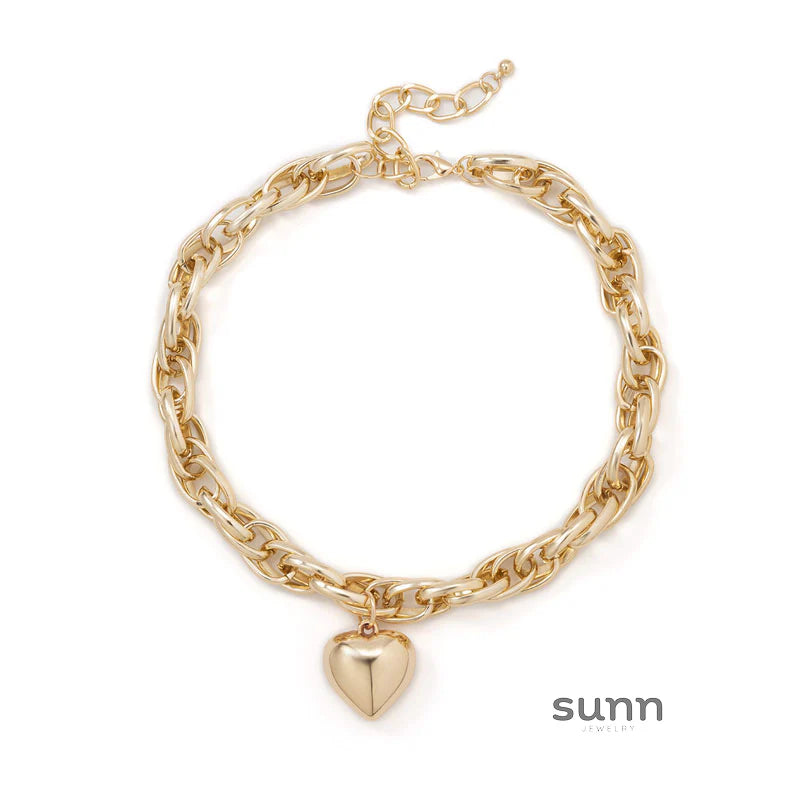 Collyns Chunky Heart Chain Necklace
