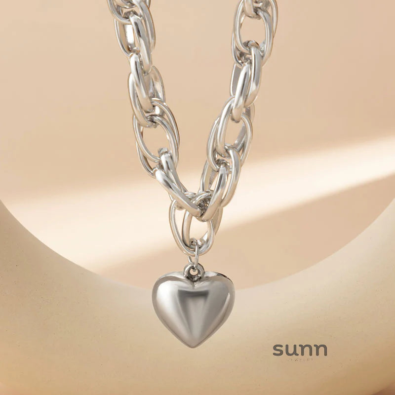 Collyns Chunky Heart Chain Necklace