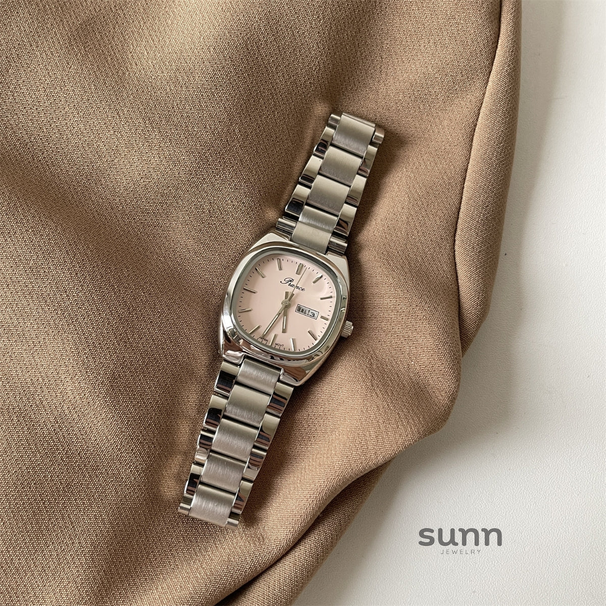 Consuelo Minimalist Steel Watch [I0CLH9TI]