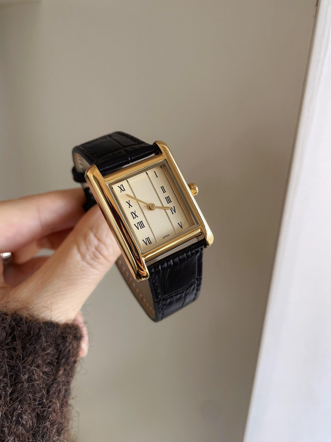 Consuelo Square Tank Watch [MRU5A6OD]