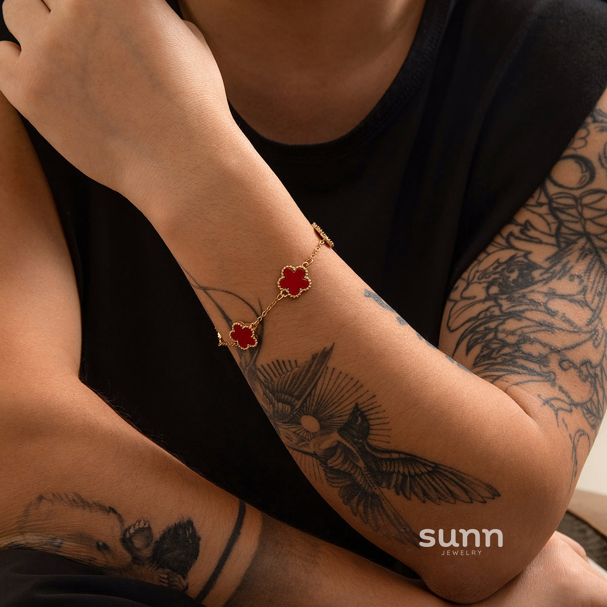 Corbin Five-Leaf Charm Bracelet [QZ8JB09T]