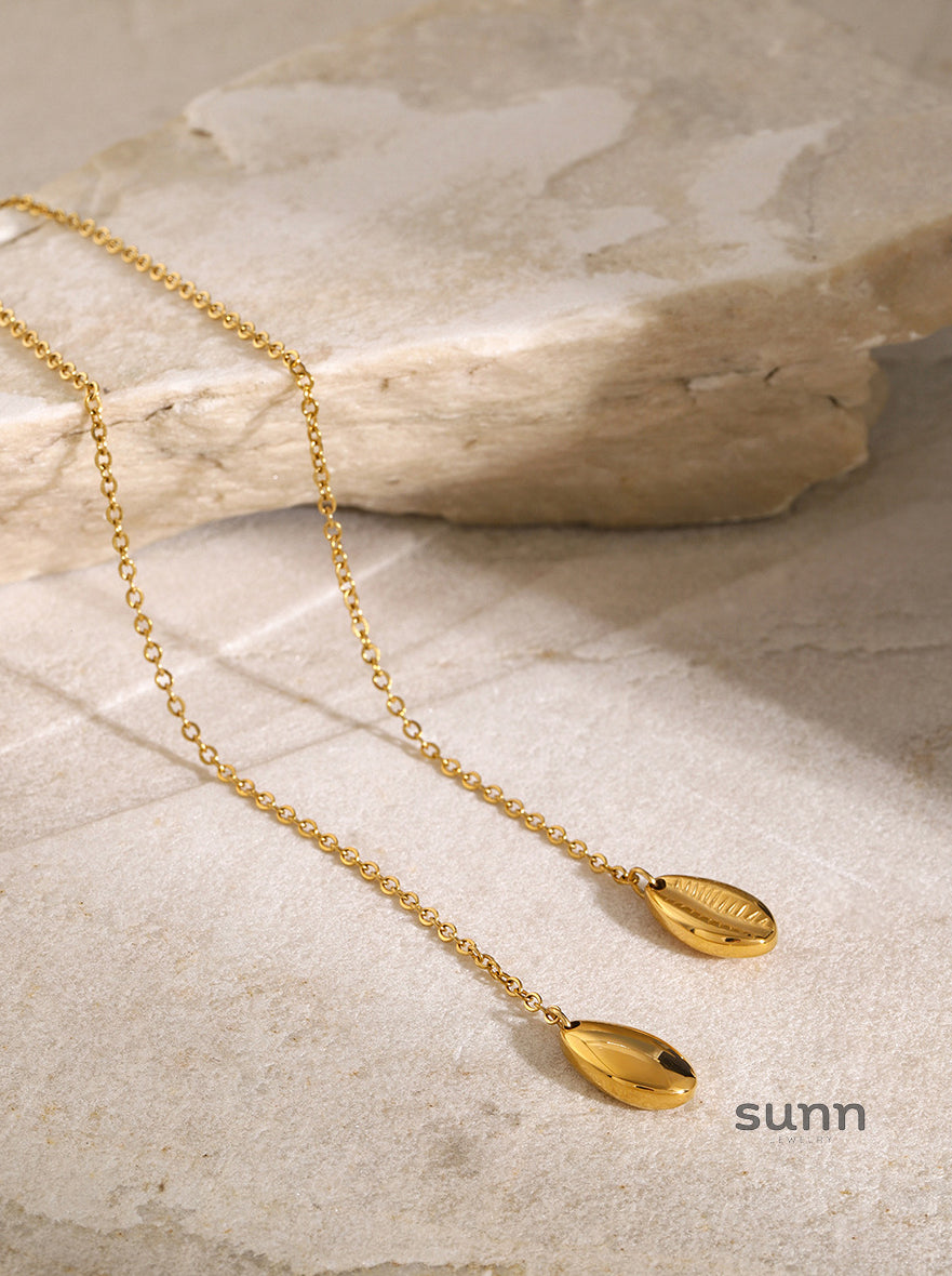 Corbyn Long Shell Pendant Necklace [MECU475M]
