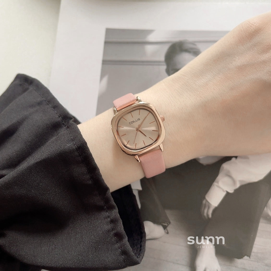Corey Square Minimalist Watch [BAXMYGD7]