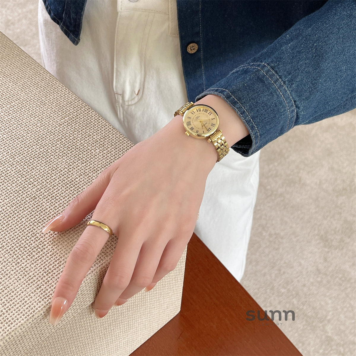 Corie Classic Roman Watch [KA1C91V5]
